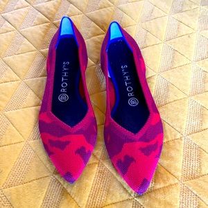 ROTHY’S Red Camo Points size 9